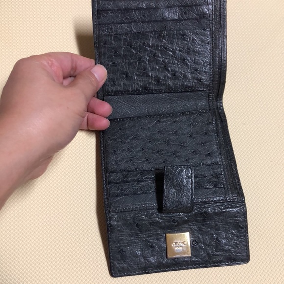Sold ❌Celine wallet - real ostrich leather good used condition 😍 - Picture 8 of 10